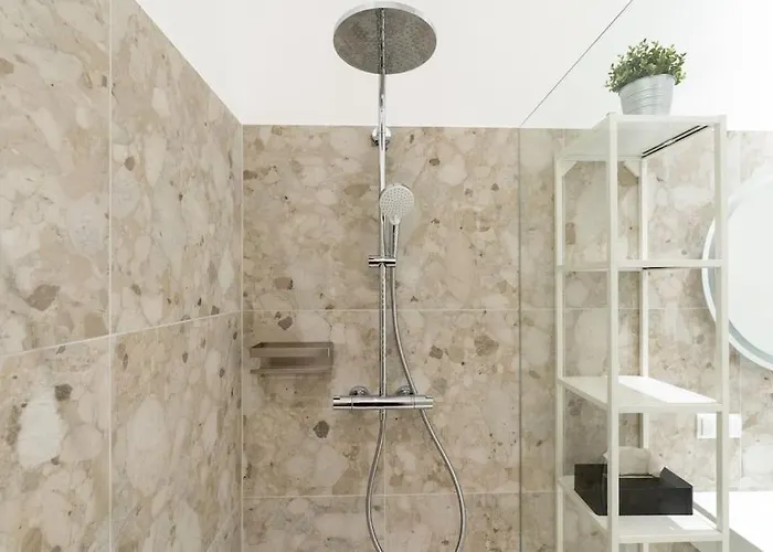Artful 1br Suite, Nearby By Hm Апартаменти Відень