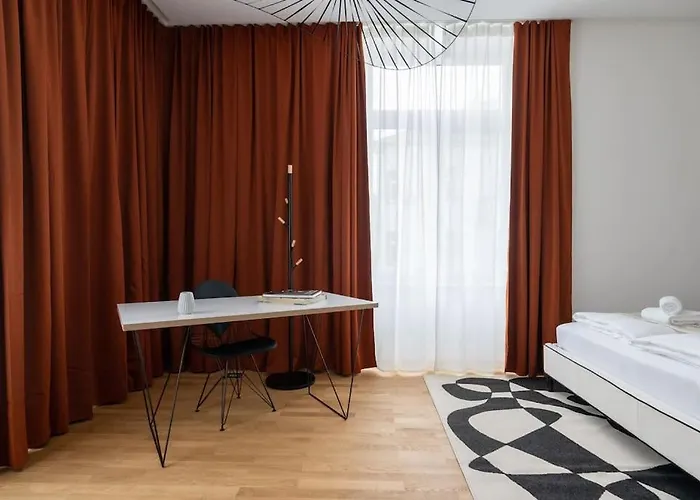 Artful 1br Suite, Nearby By Hm